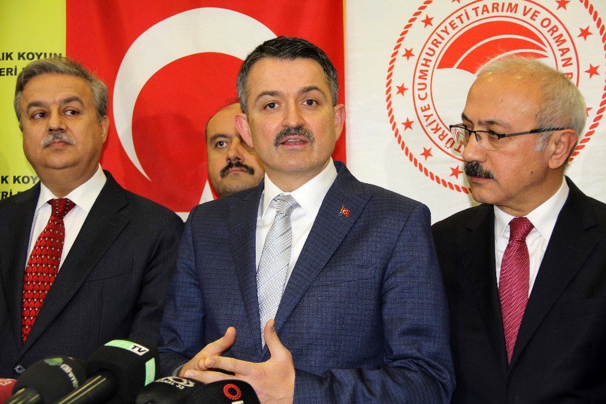 Bakan Pakdemirli: "Boru hattında yerinde çıkma var"