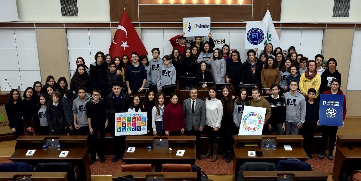 Başkan Ataç öğrencilere Remourban\'ı anlattı