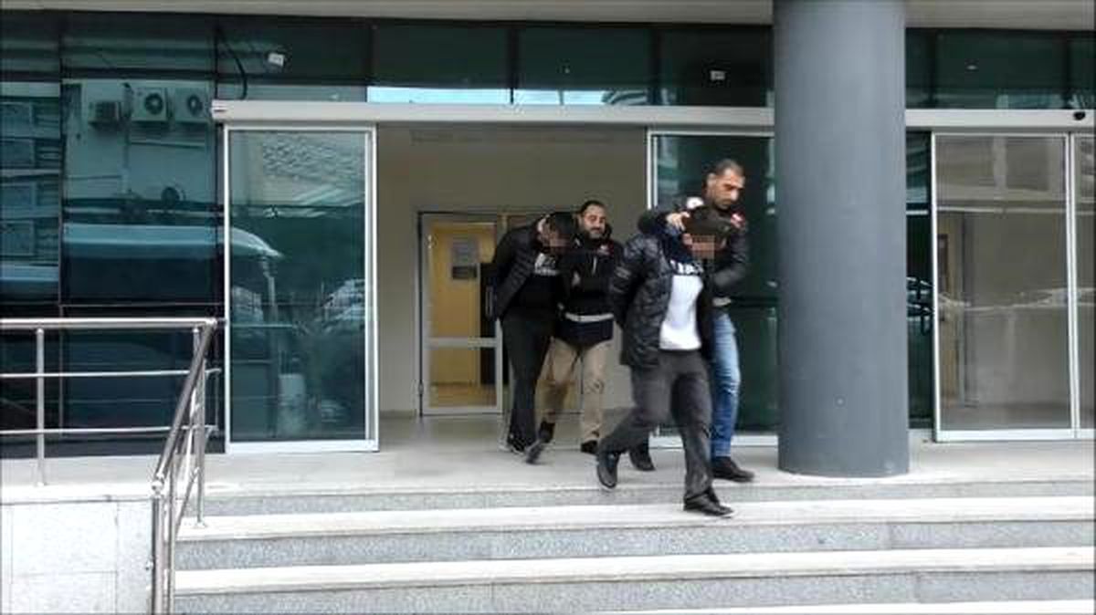 Bursa\'da 5 bin 913 ecstasy hapa 2 tutuklama