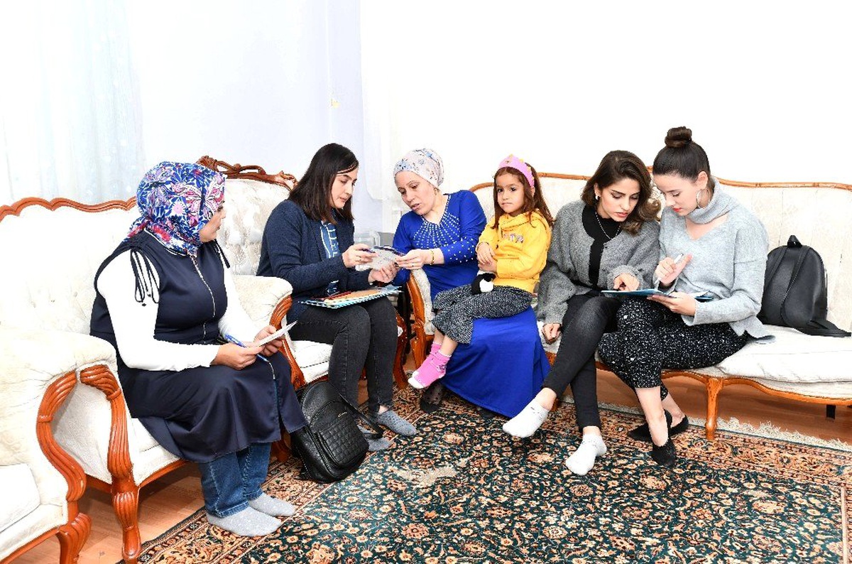 Büyükşehir kız çocuklarının okumasına destek veriyor