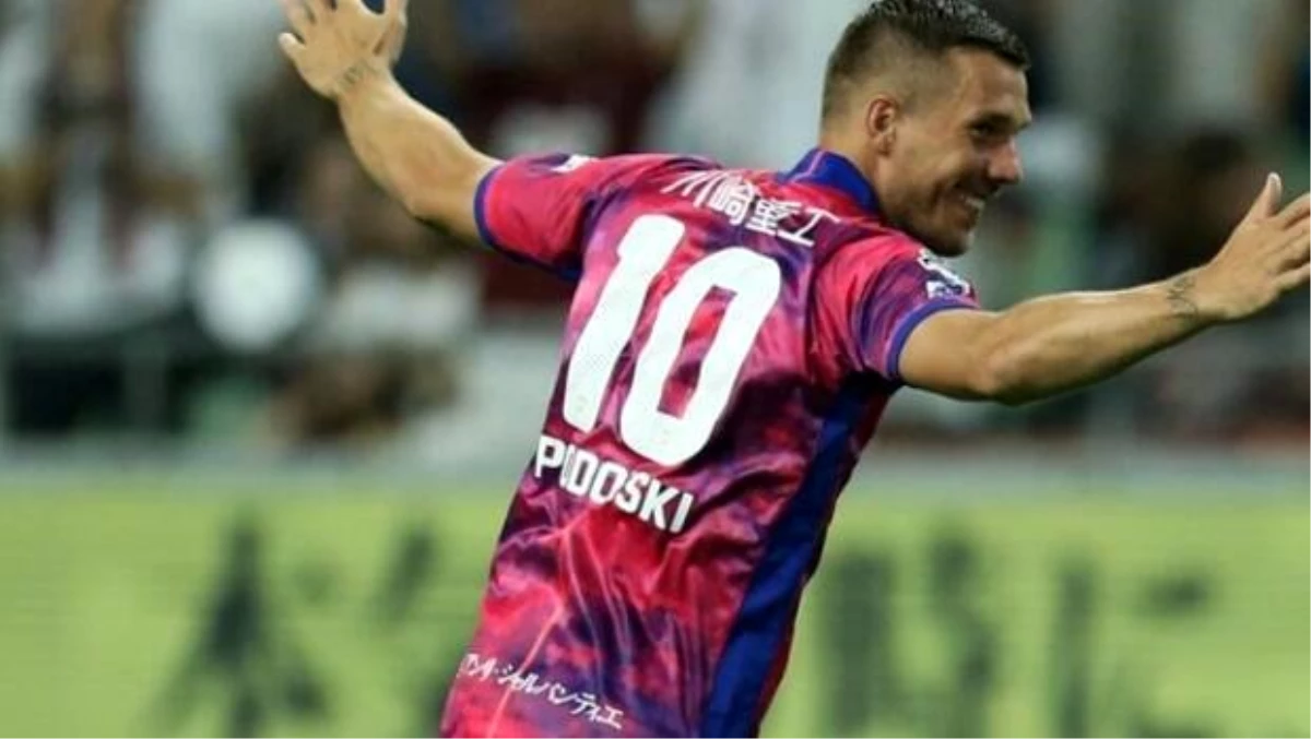 Çaykur Rizespor\'dan Lukas Podolski için transfer açıklaması