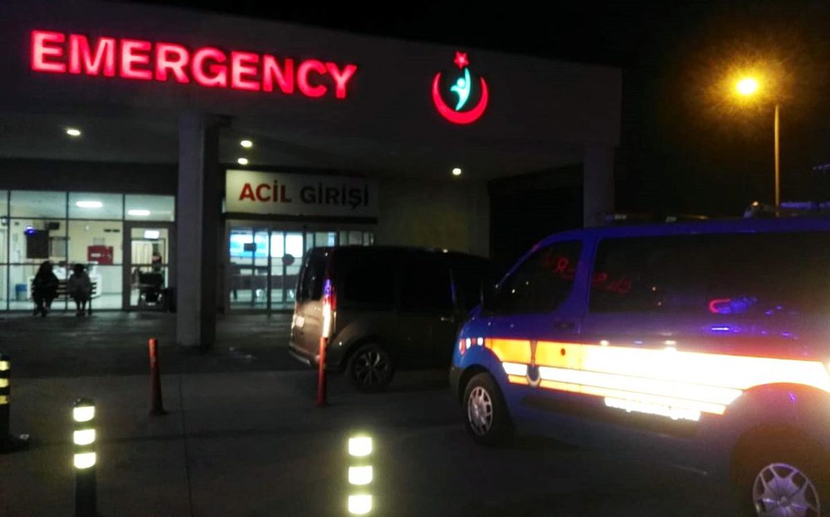 Çeşme\'de kaçakları taşıyan tekne battı: 8\'i çocuk 11 ölü