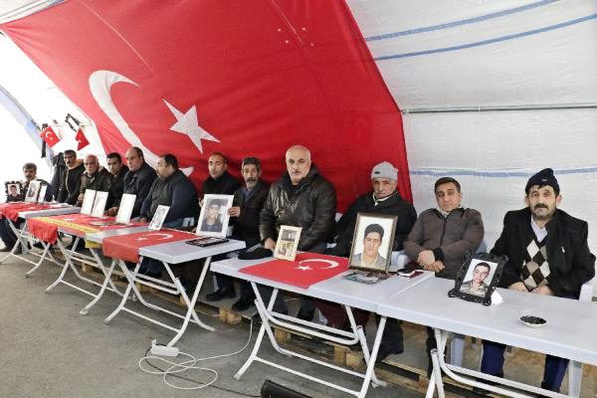 HDP önündeki eylemde 131\'inci gün