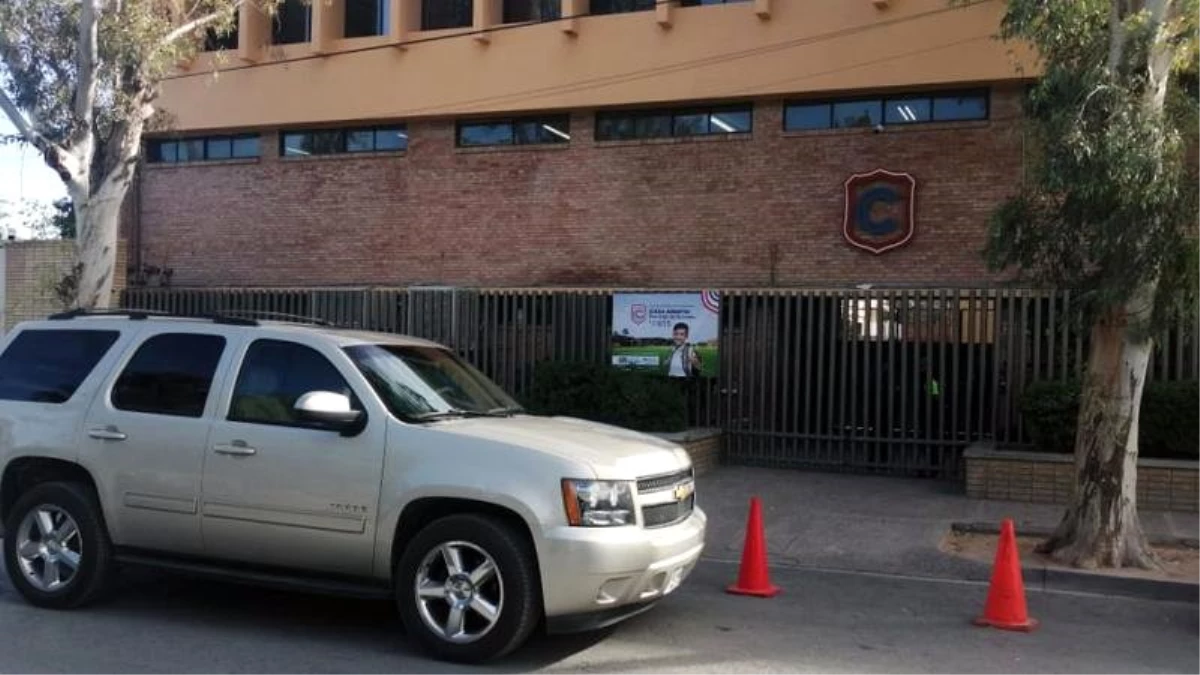Meksika\'da ilkokul öğrencisi sınıfa iki silahla saldırdı: 2 ölü