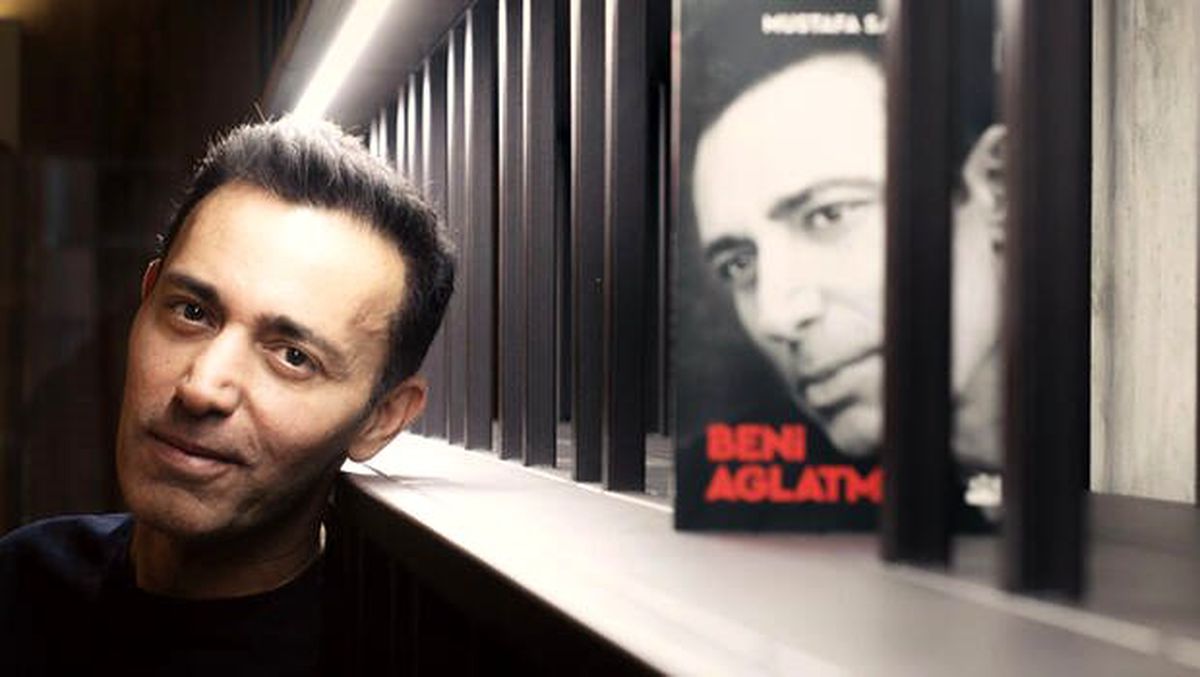 Mustafa Sandal hayatını yazdı...Defne Samyeli onu neden terk etti?