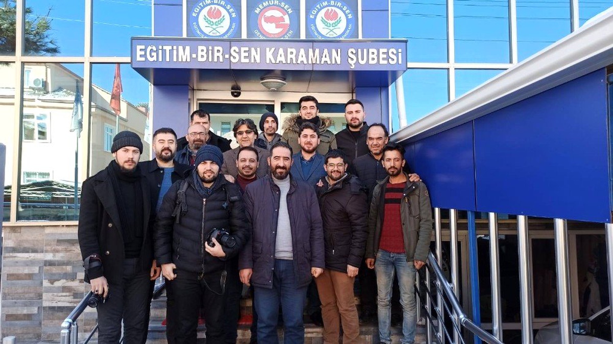 Özdemir: "Basın mensupları, zor şartlarda çalışarak mesleklerini icra ediyor"
