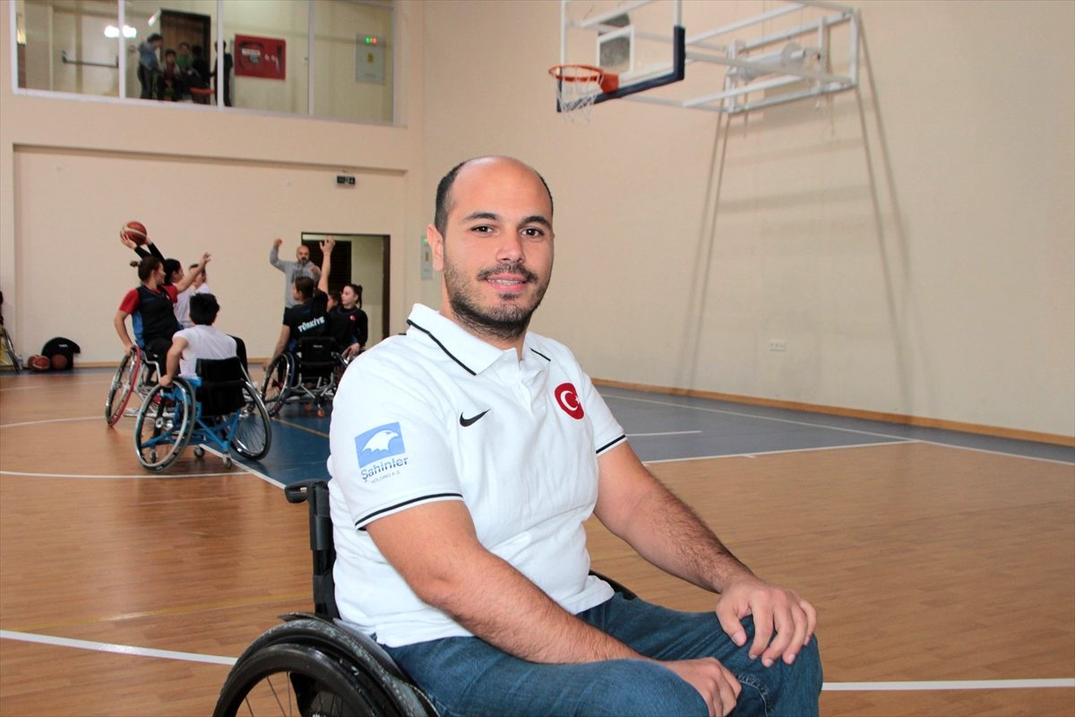 Tekerlekli Sandalye Kadın Milli Basketbol takımları, Antalya\'da kampa girdi