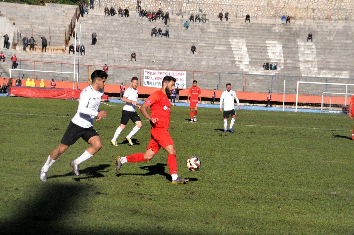 TFF 2. Lig: Zonguldak Kömürspor: 2 - Manisa FK: 2