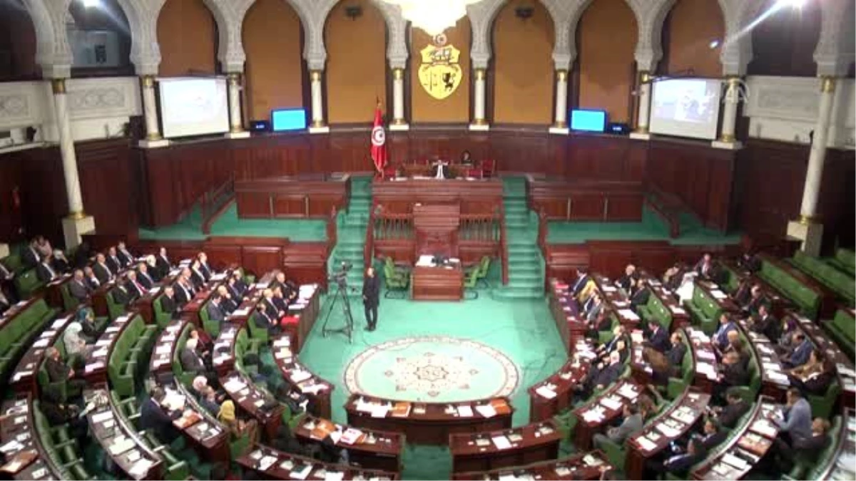 Tunus\'ta el-Cemli hükümeti güvenoyu alamadı