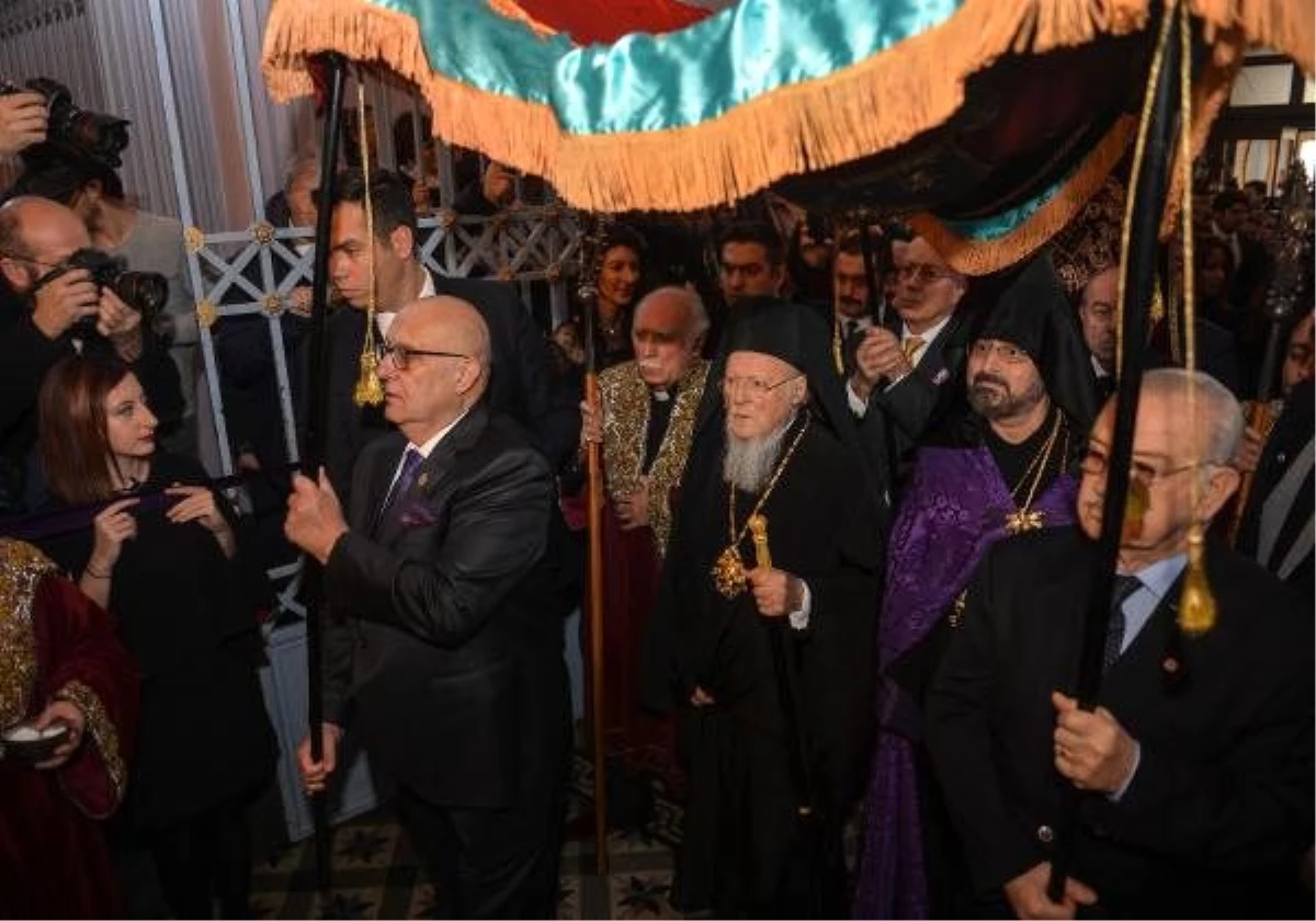 Türkiye Ermenileri 85. Patriği Maşalyan için tahta çıkış töreni düzenlendi