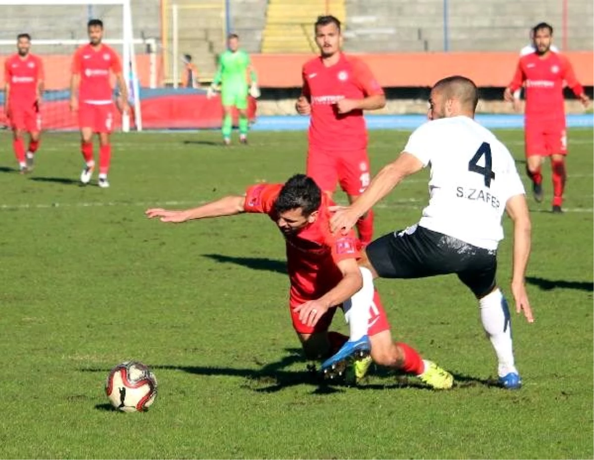 Zonguldak Kömürsporlu futbolculardan maç sonu tepki