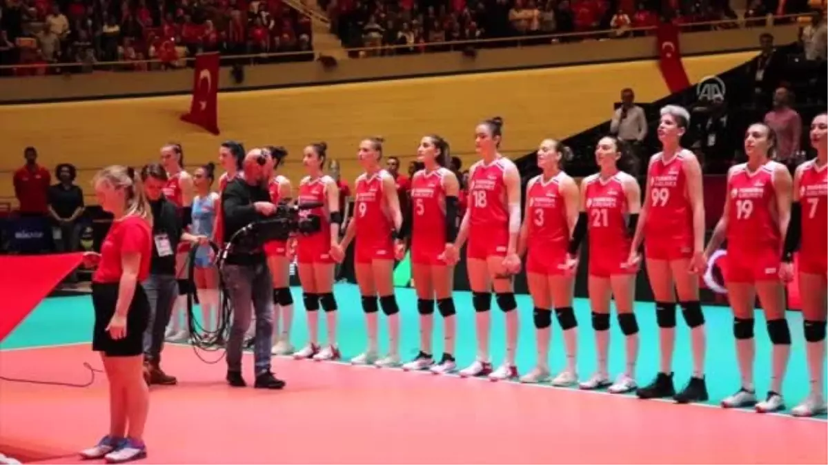 A Milli Kadın Voleybol Takımı\'nın olimpiyatlara katılma hakkı kazanması