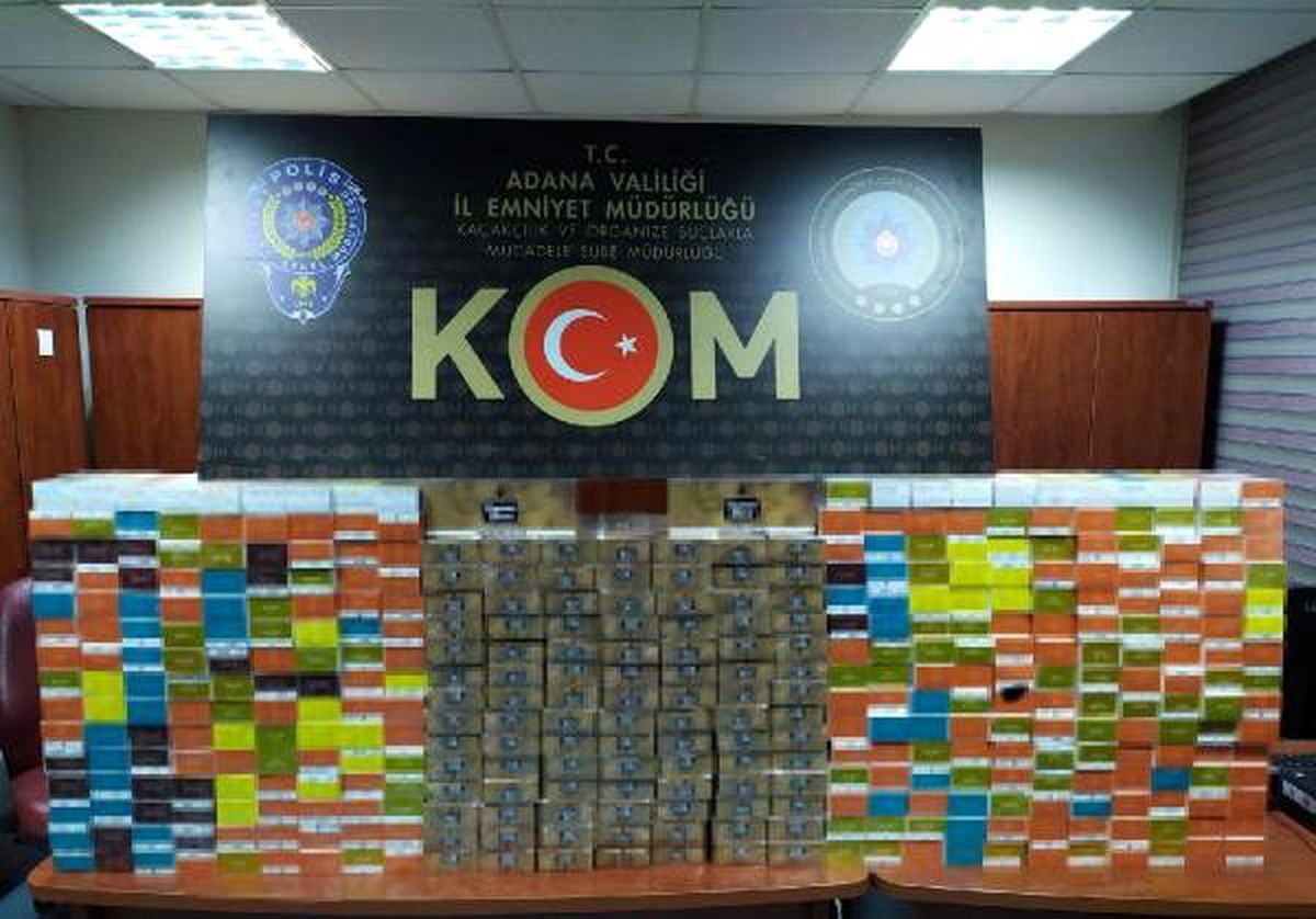 Adana\'da 3 bin paket kaçak elektronik sigara kartuşu ele geçirildi