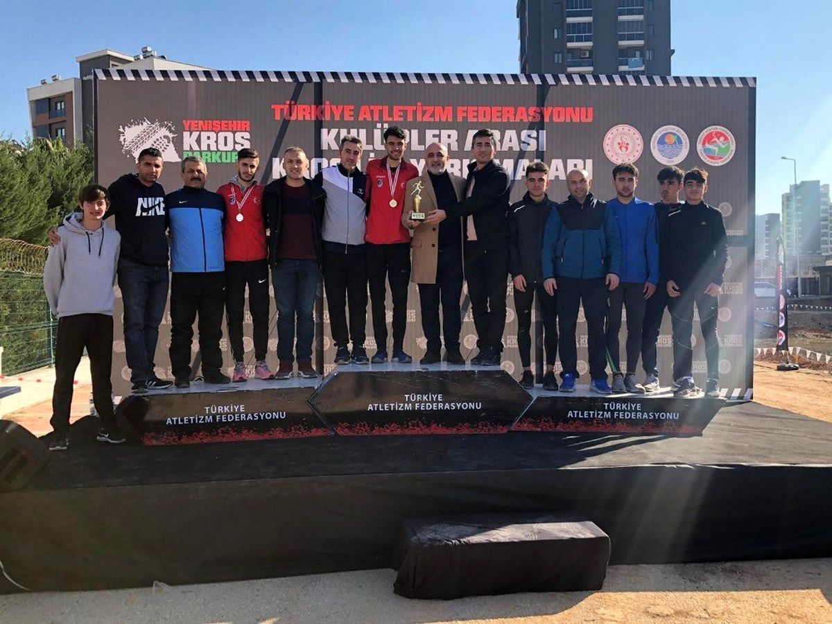 Atletizmde Darıca rüzgarı esmeye devam ediyor