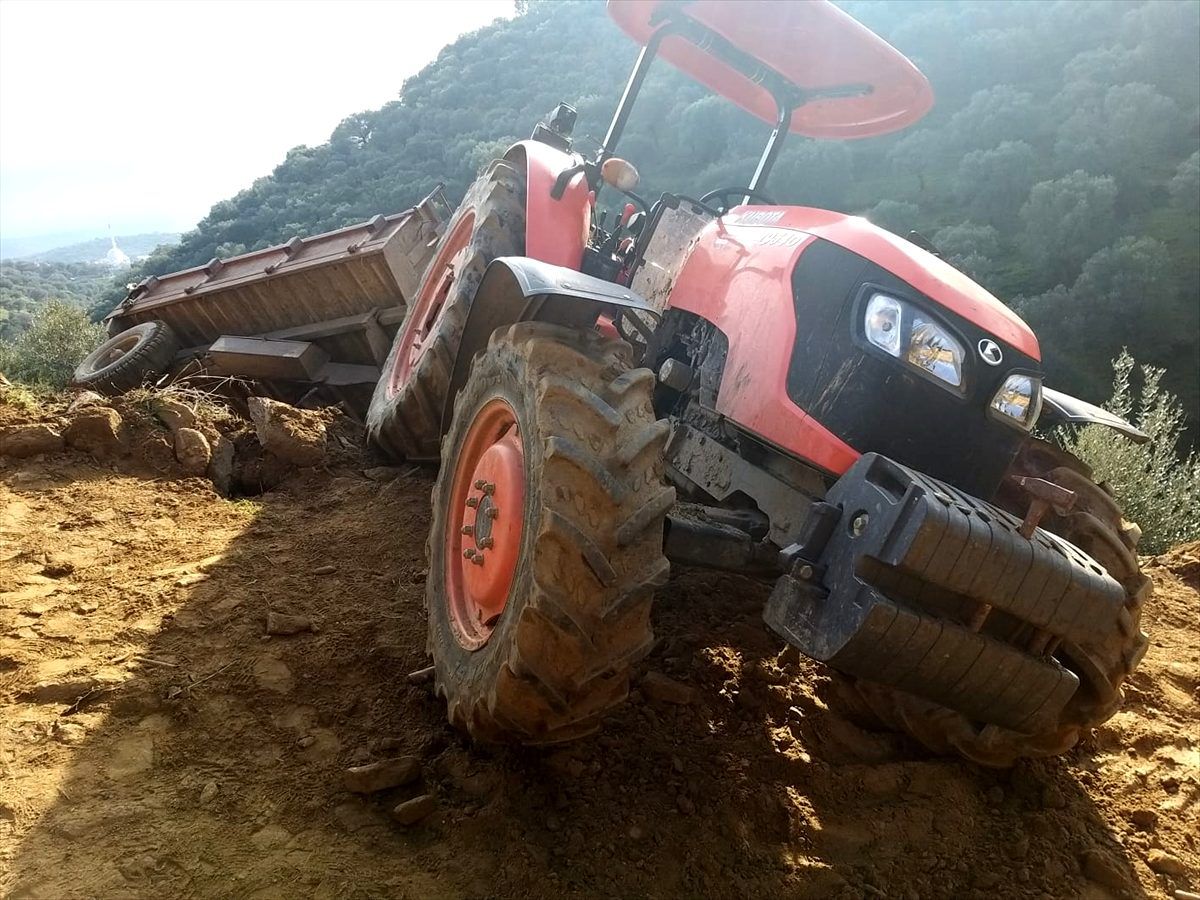 Aydın\'da traktör devrildi: 1 ölü, 1 yaralı