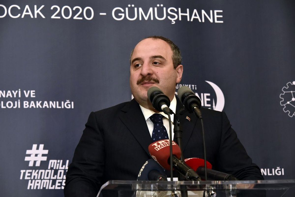 Bakan Varank, Gümüşhane\'de sektör temsilcileriyle buluştu