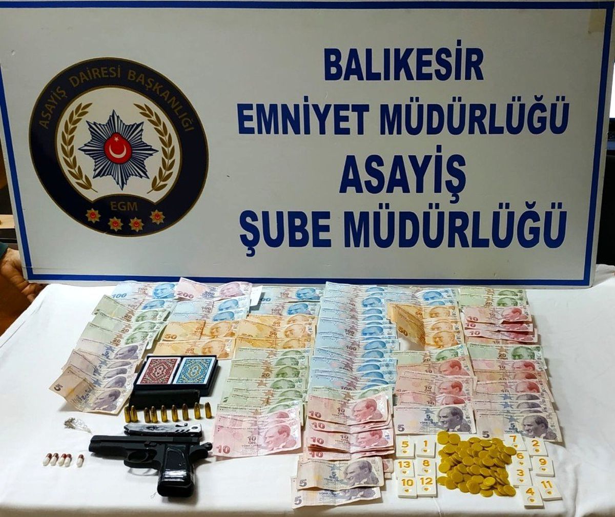 Balıkesir\'de kumar operasyonu: 11 gözaltı
