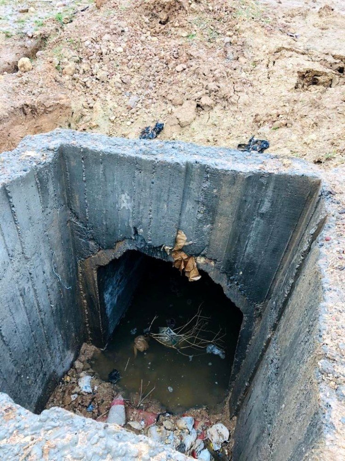 Barış Pınarı Harekatı bölgesinde teröristlerin açtığı tüneller kapatılıyor