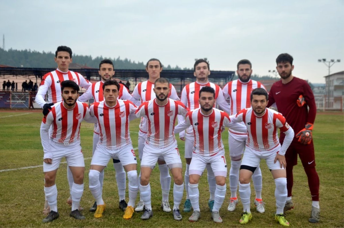 Bilecik derbisinin kazanını Bilecikspor oldu