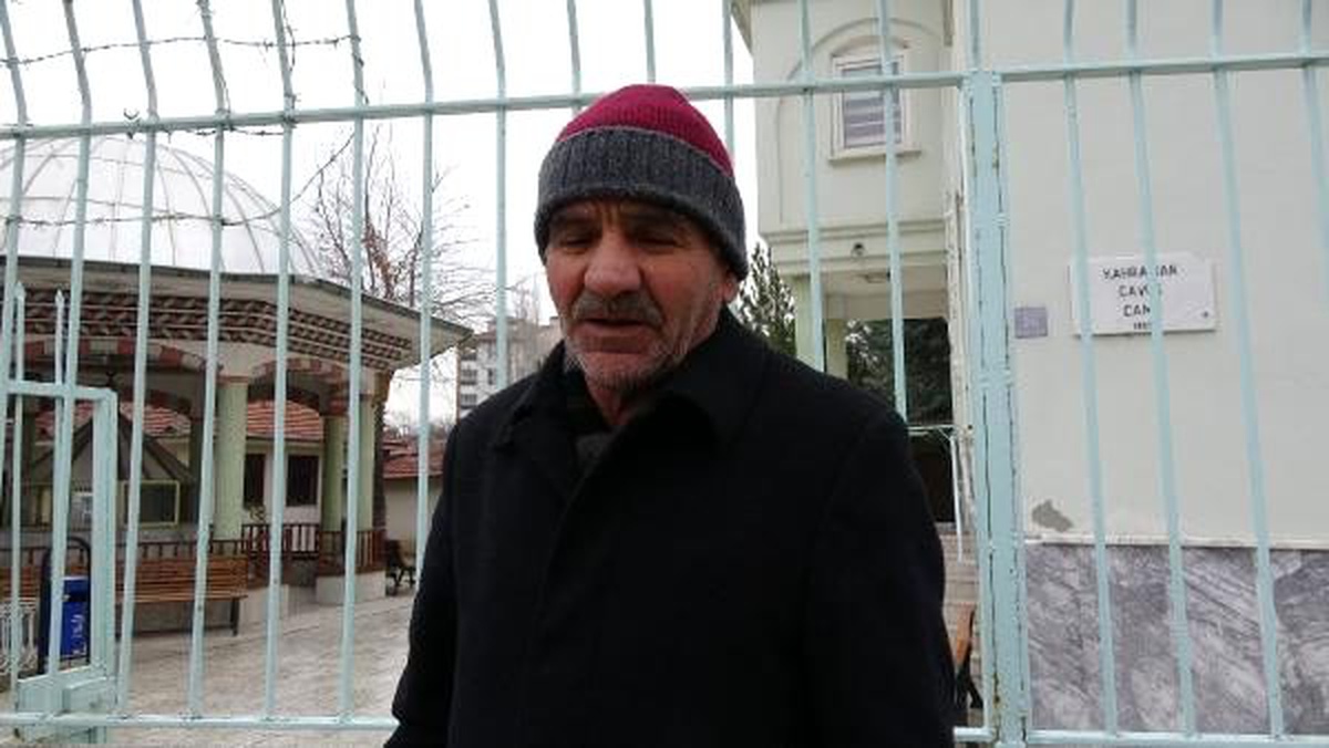 Camide imamla müezzinin kavgasına soruşturma (2)