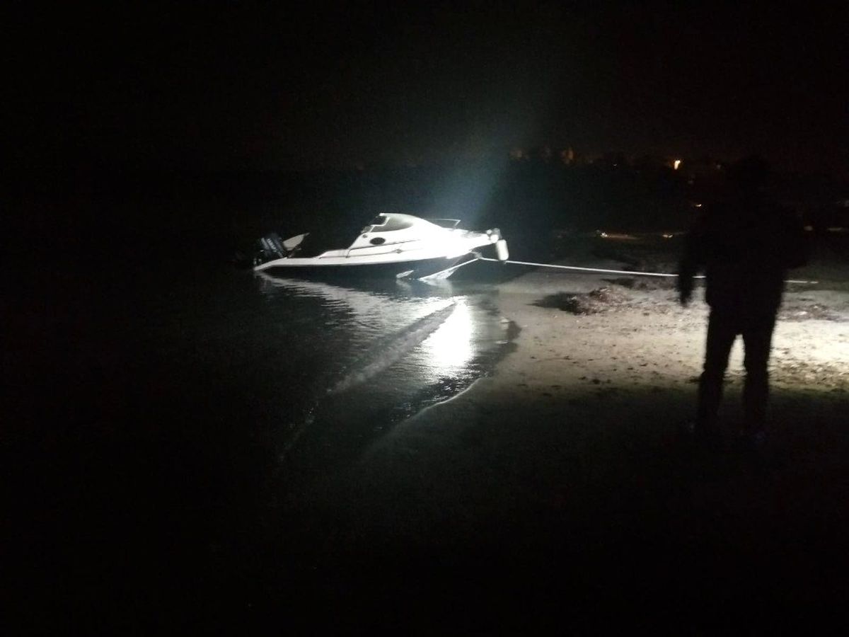 Çeşme\'de kaçakları taşıyan tekne battı: 8\'i çocuk 11 ölü