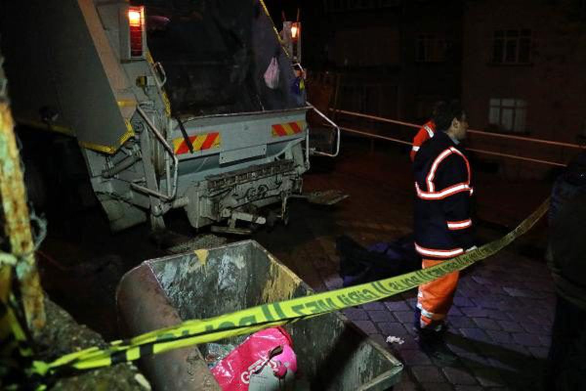 Çöp kamyonunda kol ve bacakları kesilmiş ceset çıktı