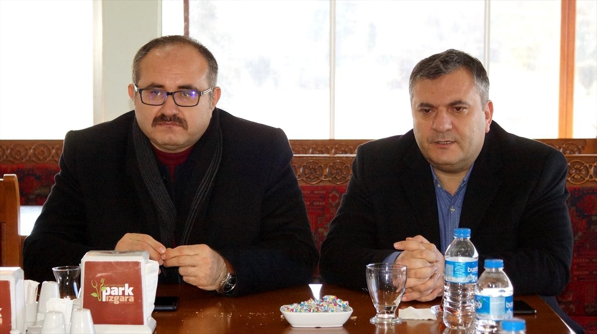 Çubuk Kaymakamı Keleş ve Belediye Başkanı Demirbaş, basın mensuplarıyla buluştu