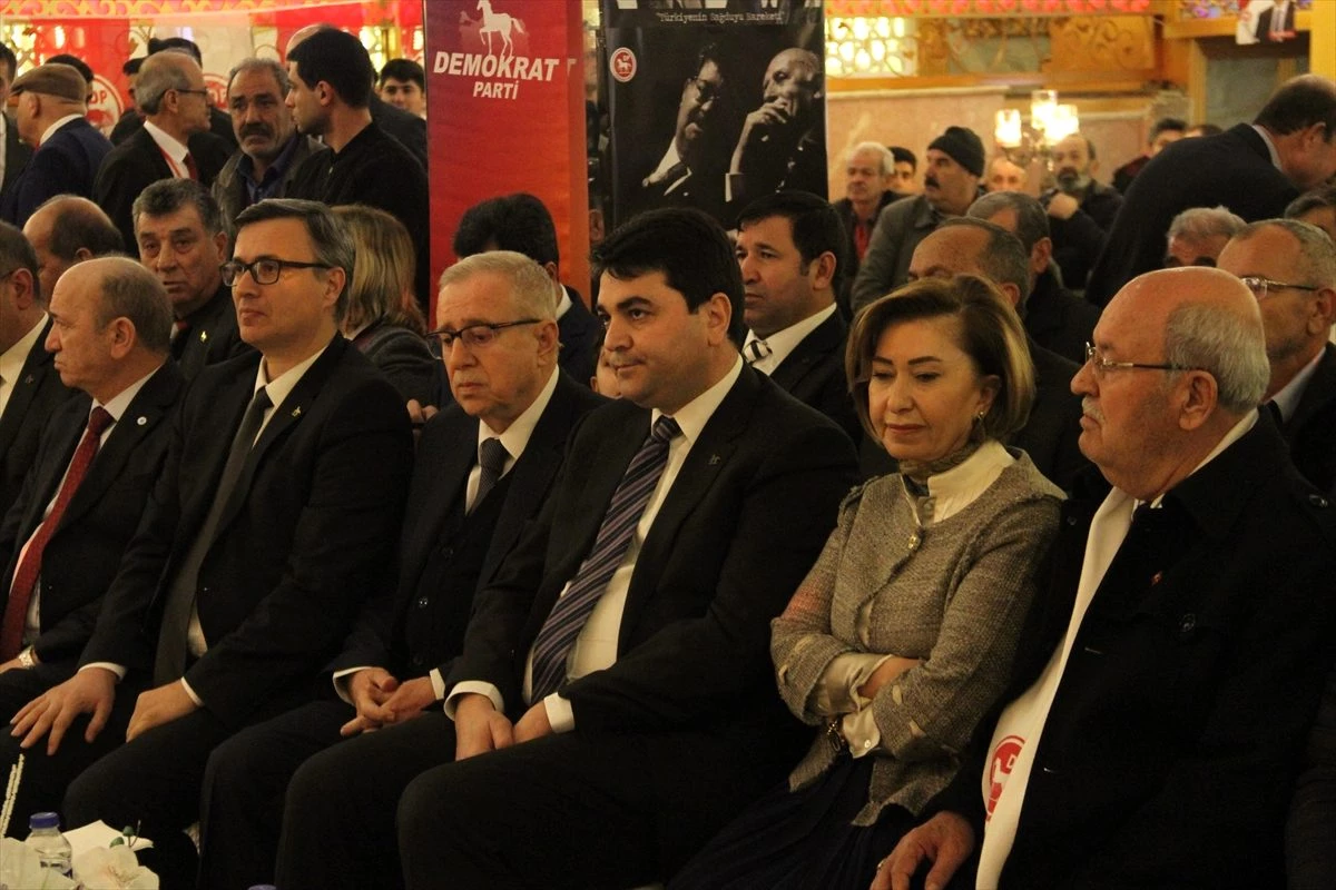 DP Genel Başkanı Uysal, Gaziantep\'te partisinin il kongresinde konuştu Açıklaması