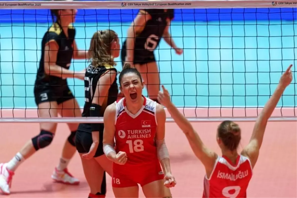 Türkiye Almanya voleybol maçı 2020: Filenin Sultanları 3-0\'lık zaferle olimpiyat vizesi aldı