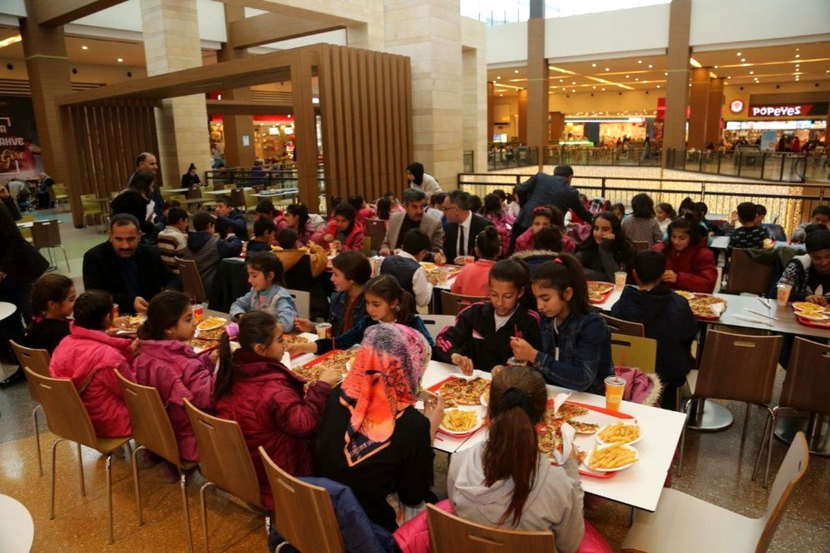 Hayal kutusu ile çocukların hayalleri gerçekleşiyor