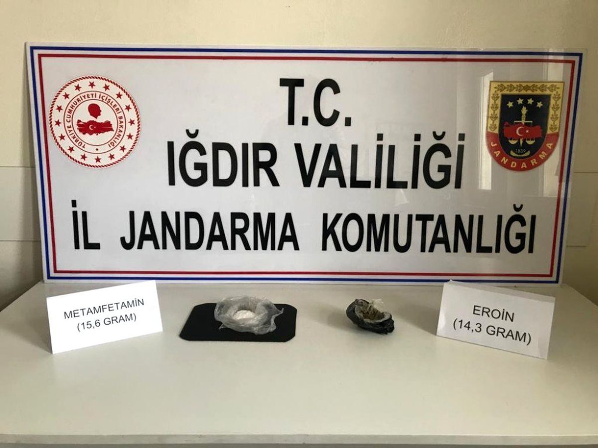 Iğdır\'da Eroin ile Metamfetamin türü uyuşturucu madde ele geçirildi