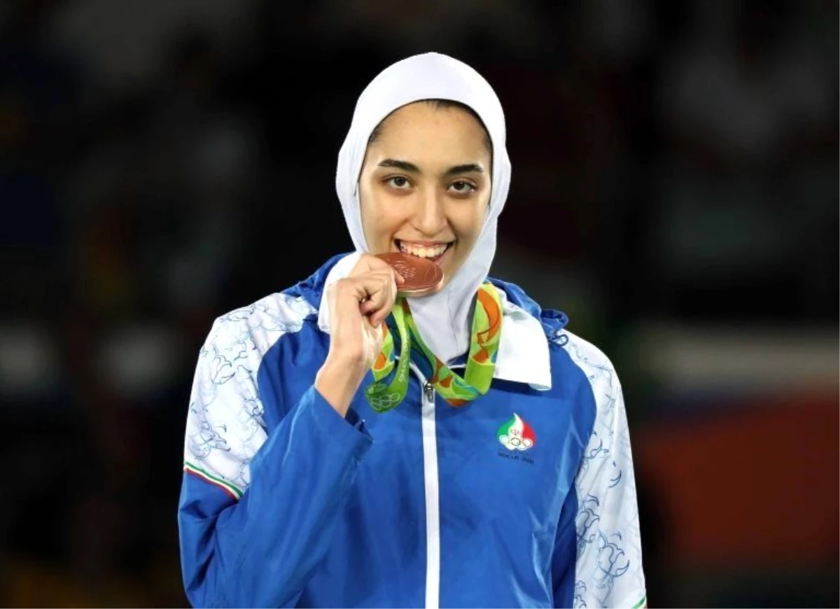 Kimia Alizadeh - İran\'ın olimpiyatlarda madalya kazanan tek kadın sporcusu ülkesini terk ettiğini...