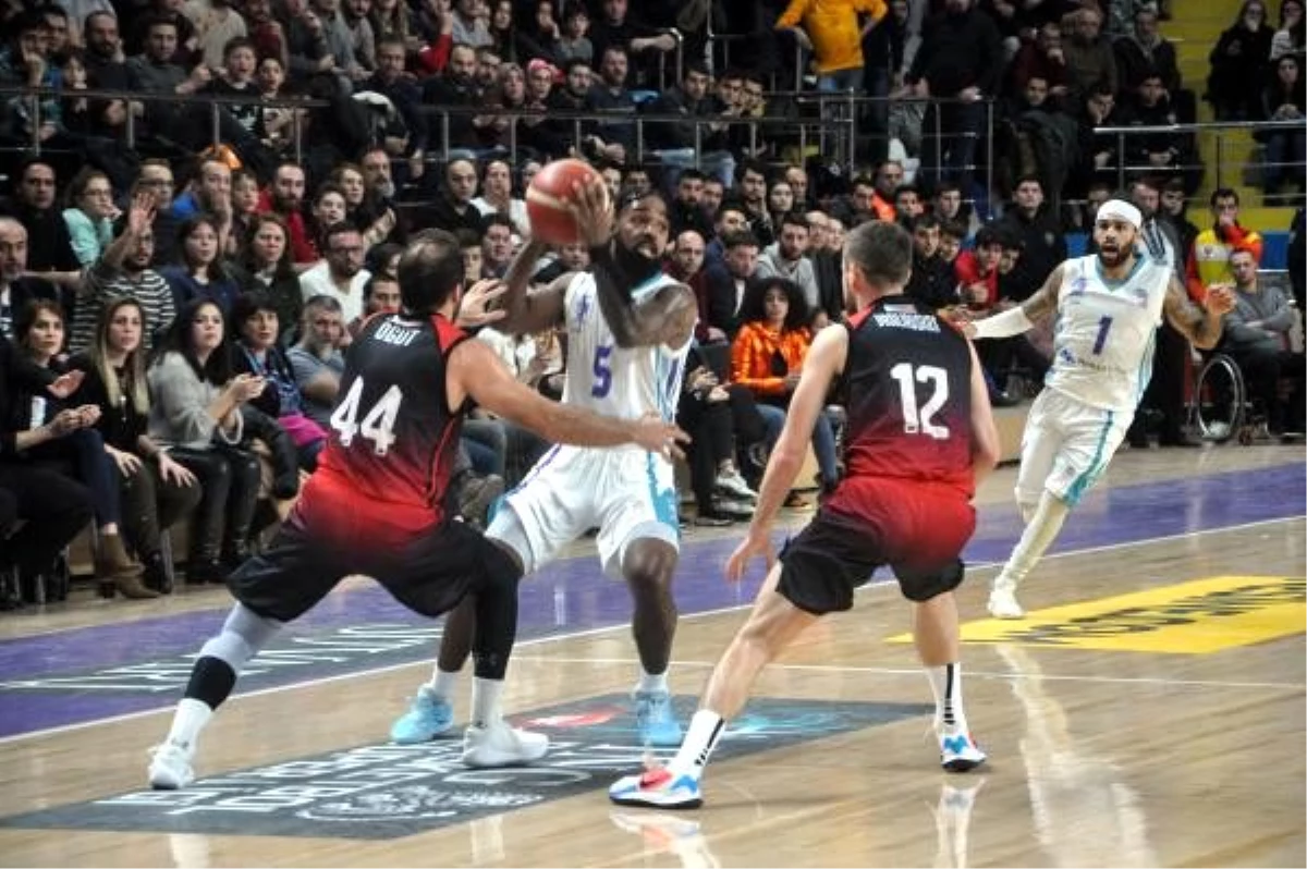 Meksa Yatırım Afyon Belediyespor - Gaziantep Basketbol: 92-95