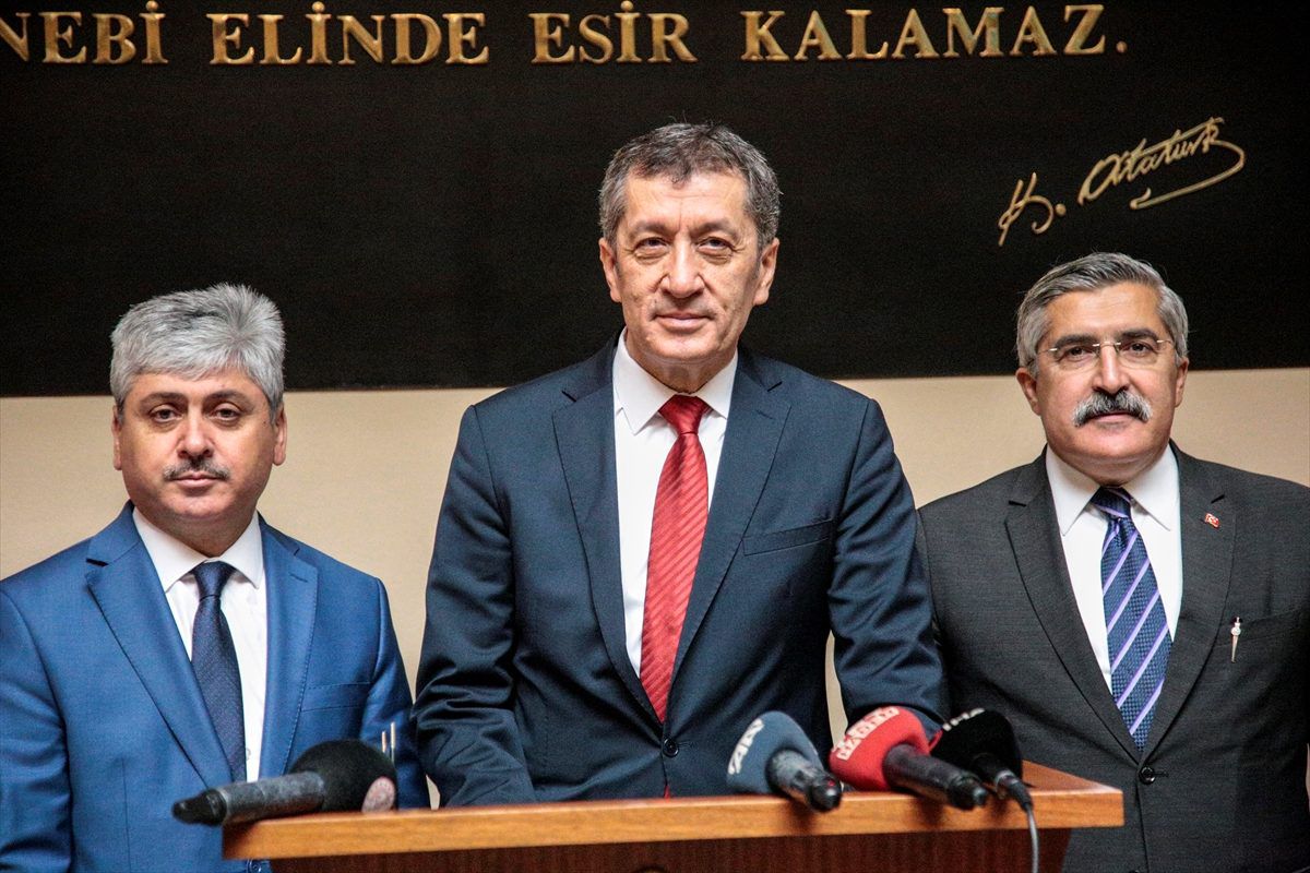 Milli Eğitim Bakanı Ziya Selçuk Hatay Valiliğini ziyaret etti Açıklaması