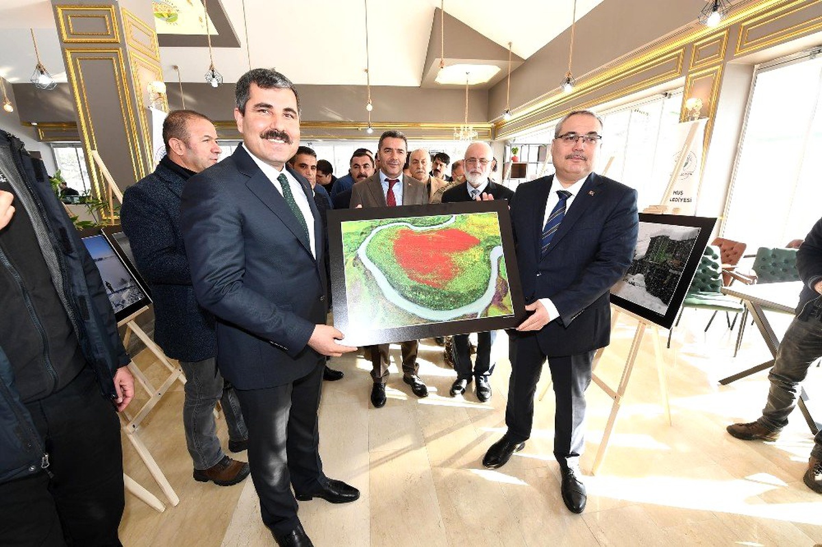 \'4 Mevsim Muş\' fotoğraf sergisine yoğun ilgi