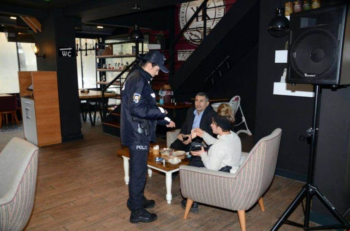 Balıkesir\'de polis 16 aranan şahsı yakaladı