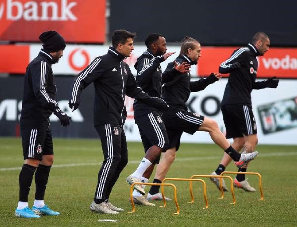 Beşiktaş\'ta Erzurumspor maçı hazırlıkları başladı