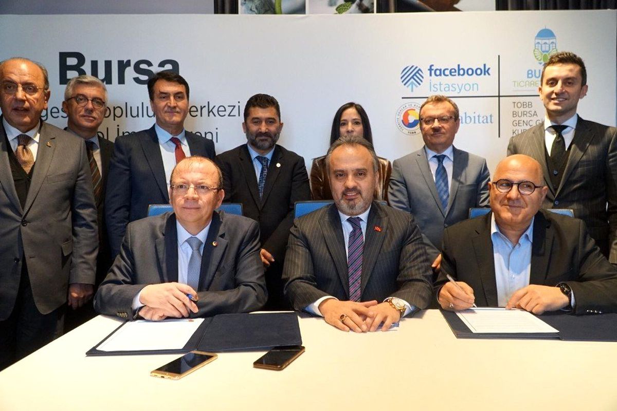 Bursa\'da "Facebook İstasyonu" protokolü imzalandı