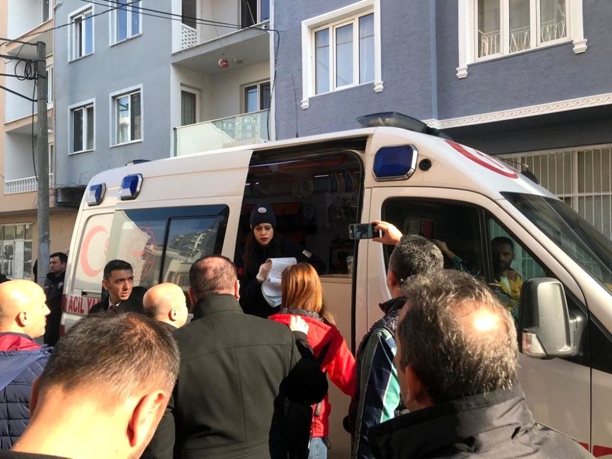 Bursa\'da tartıştığı kadını tabancayla rehin aldı