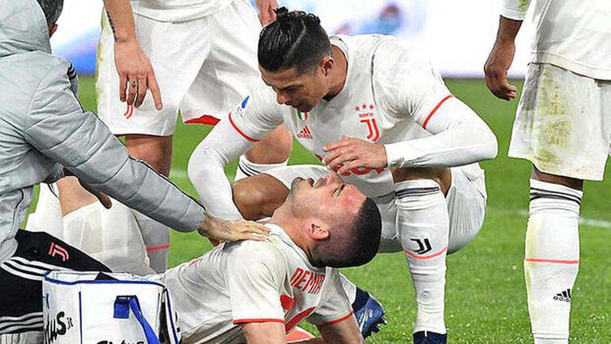 Cristiano Ronaldo\'dan Merih Demiral mesajı