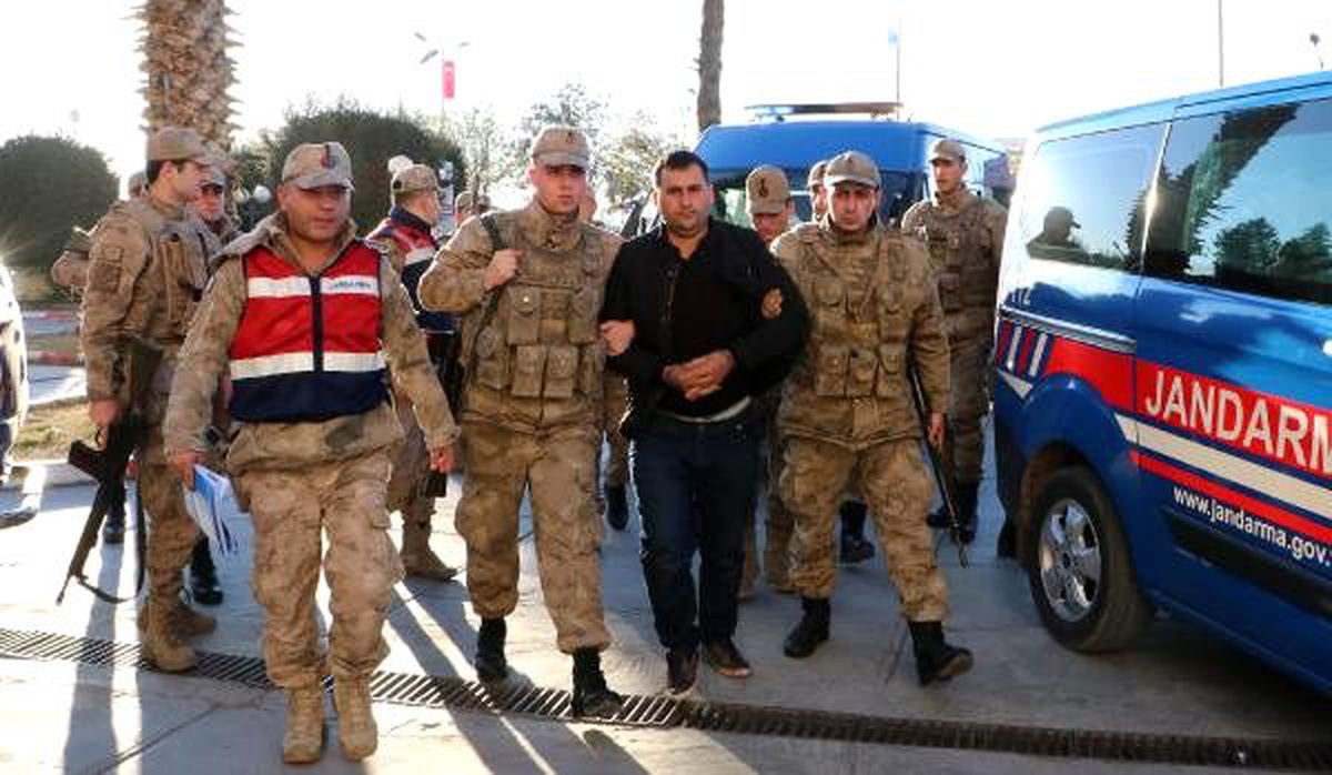 Damat, düğünde maganda kurşunuyla ağır yaralandı (3)