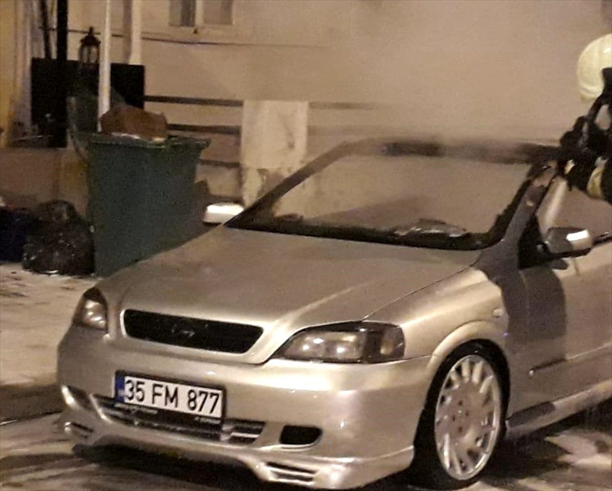 Denizli\'de park halindeki aracın kundaklandığı ileri sürüldü