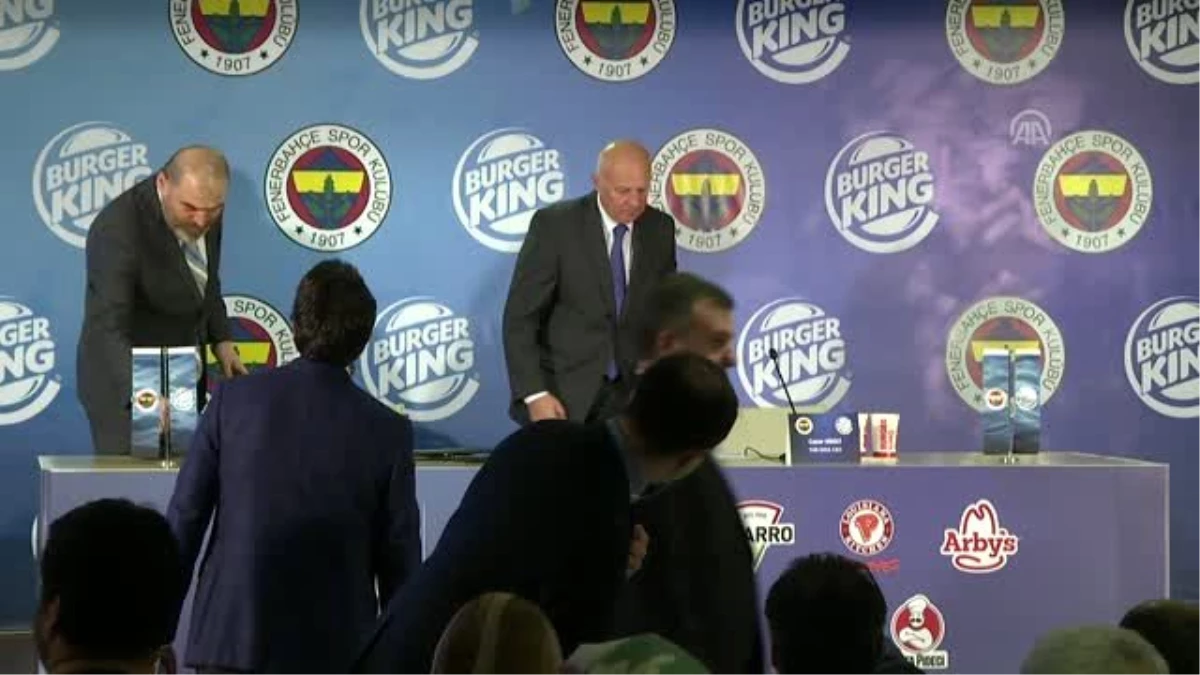 Fenerbahçe Kulübü, TAB Gıda\'yla sponsorluk anlaşması imzaladı