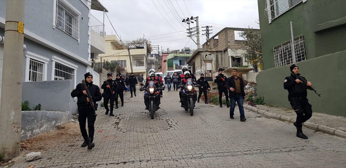 Hatay\'da 200 polisle uyuşturucu denetimi
