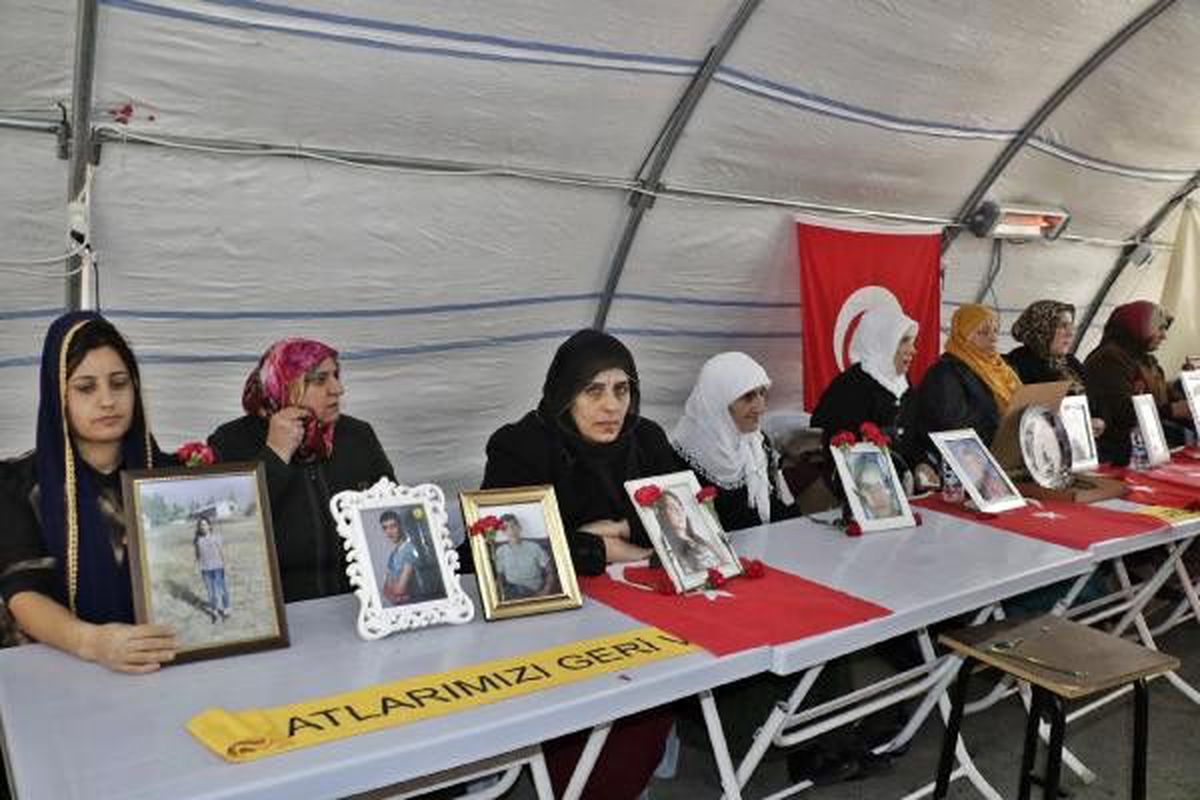 HDP önündeki eylemde 133\'üncü gün