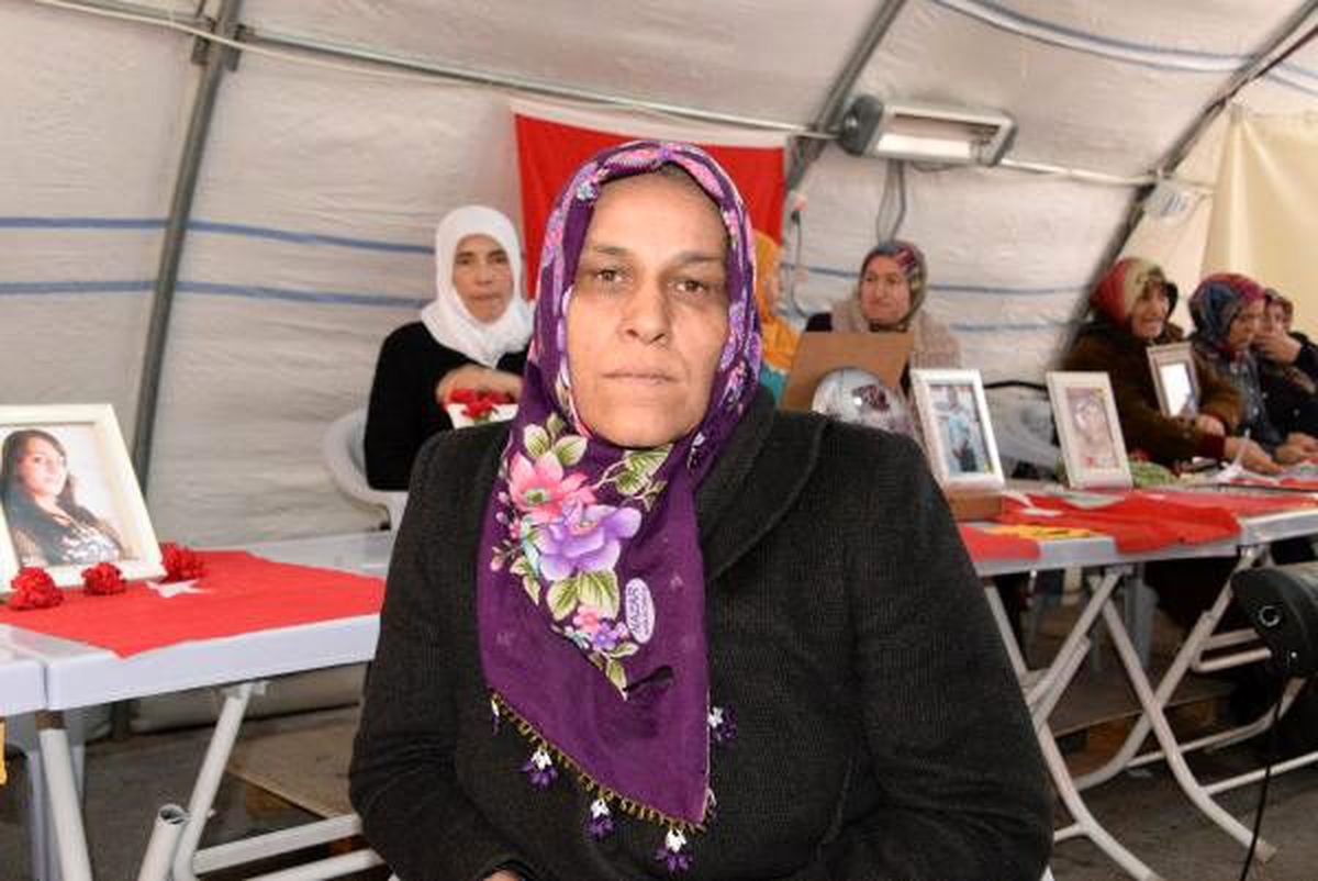 HDP önündeki eylemde 133\'üncü gün (2)