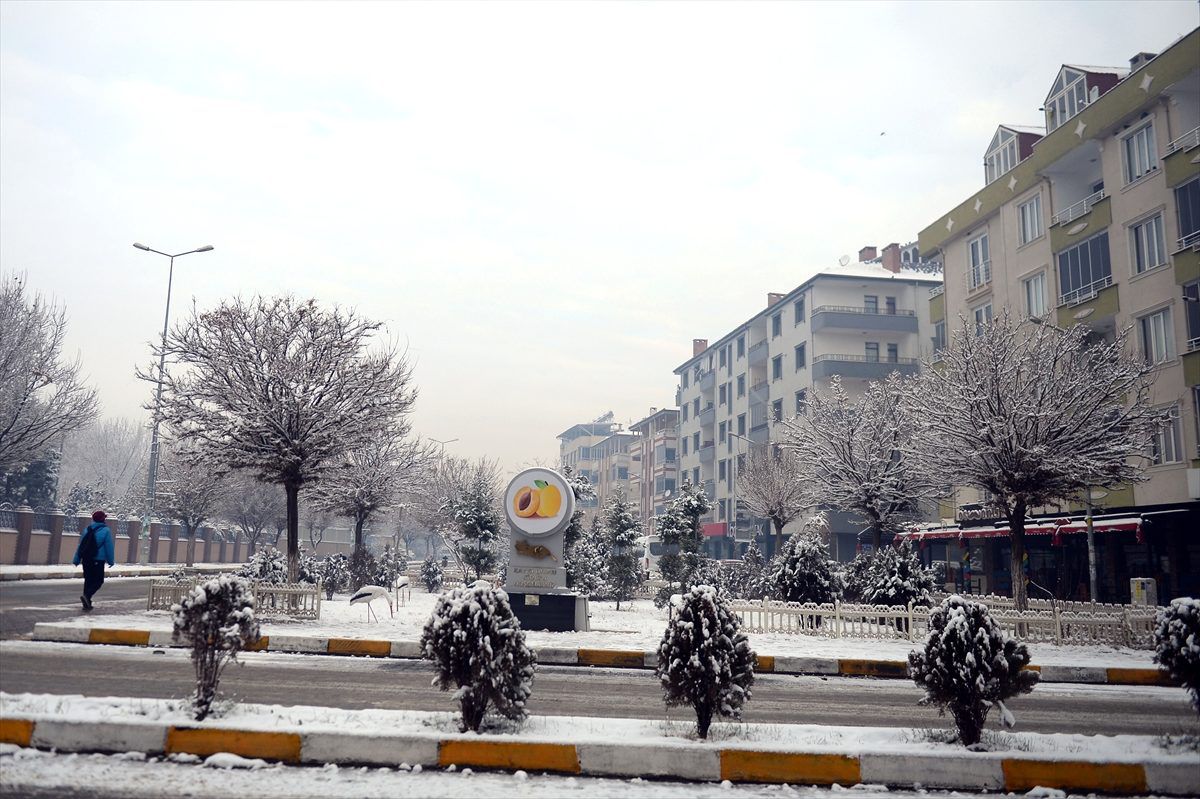 Kara kış hem çile hem güzellik getirdi