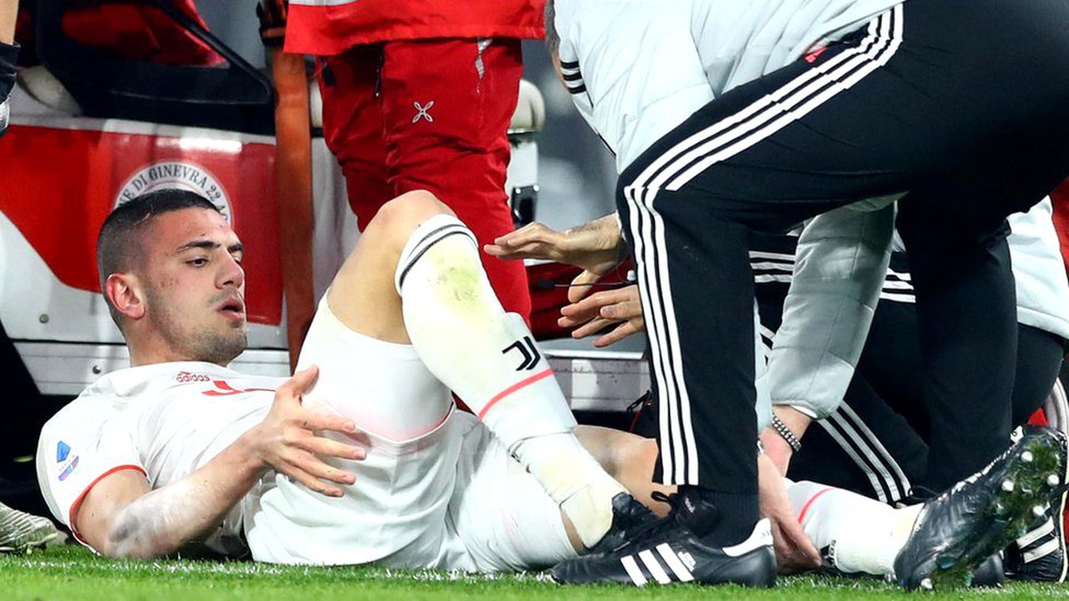 Merih Demiral\'ın sakatlığı İtalyan basınında: Sezonu kapattı, EURO 2020\'de forma giyemeyecek