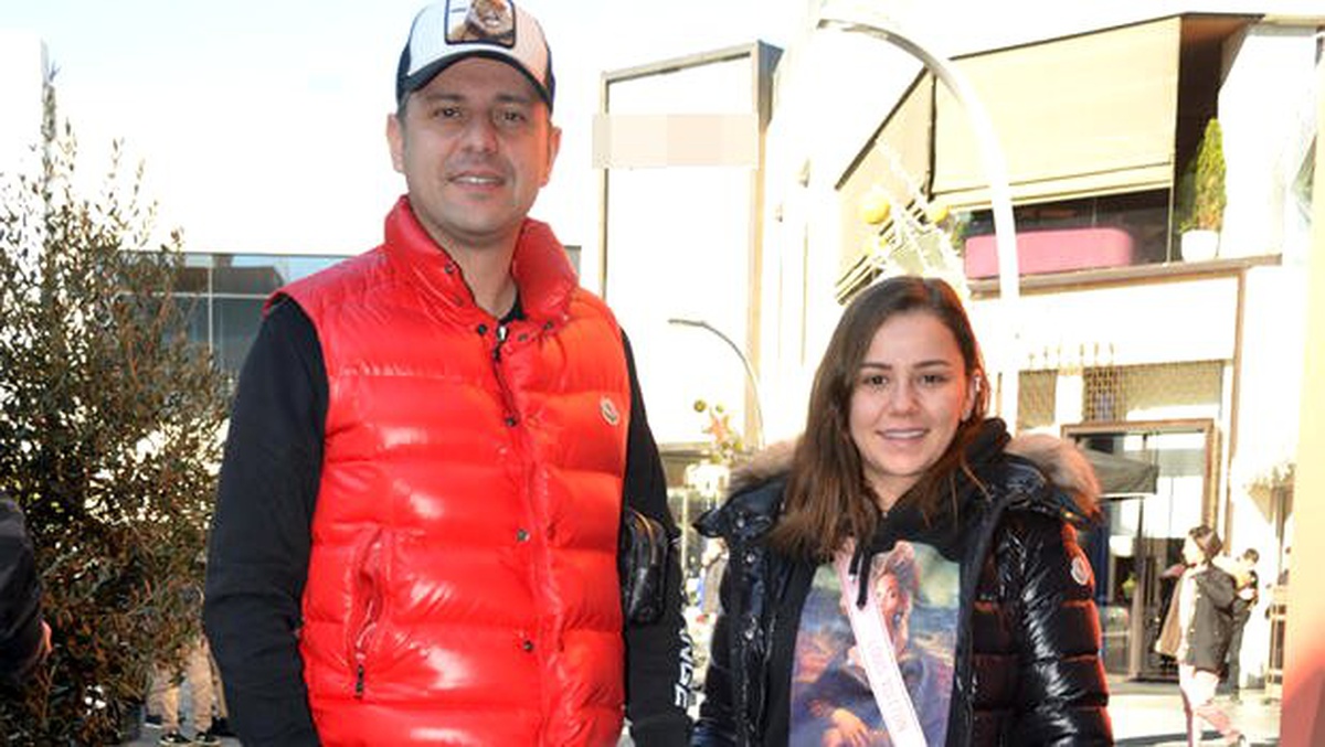 Merve Özbey ve nişanlısı Kenan Koçak düğün alışverişinde