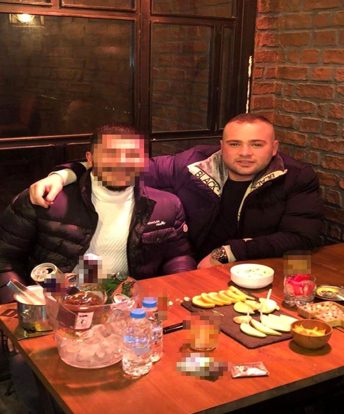 (Özel) Beylikdüzü\'nde kanlı hesaplaşma: 1 ölü, 1 ağır yaralı